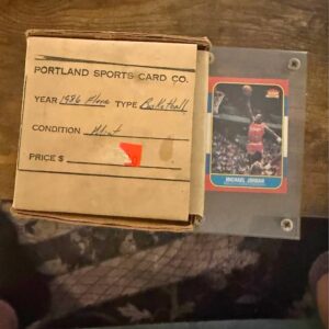 Full raw 1986 fleer basketball set including Michael Jordan